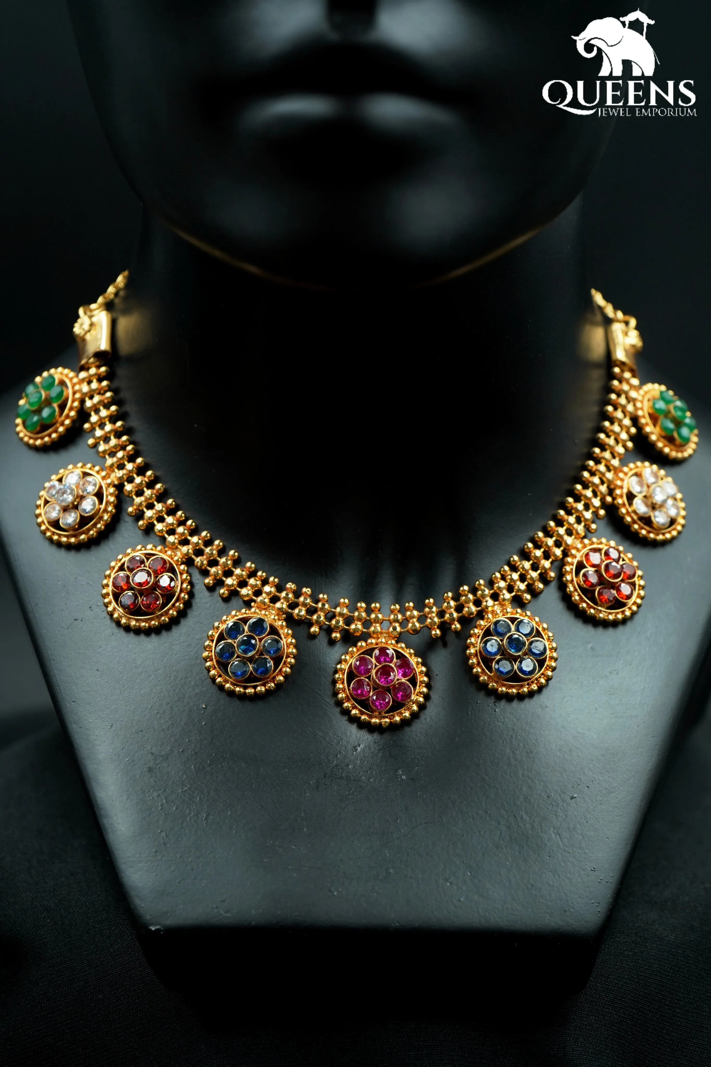 AHANA NECKLACE