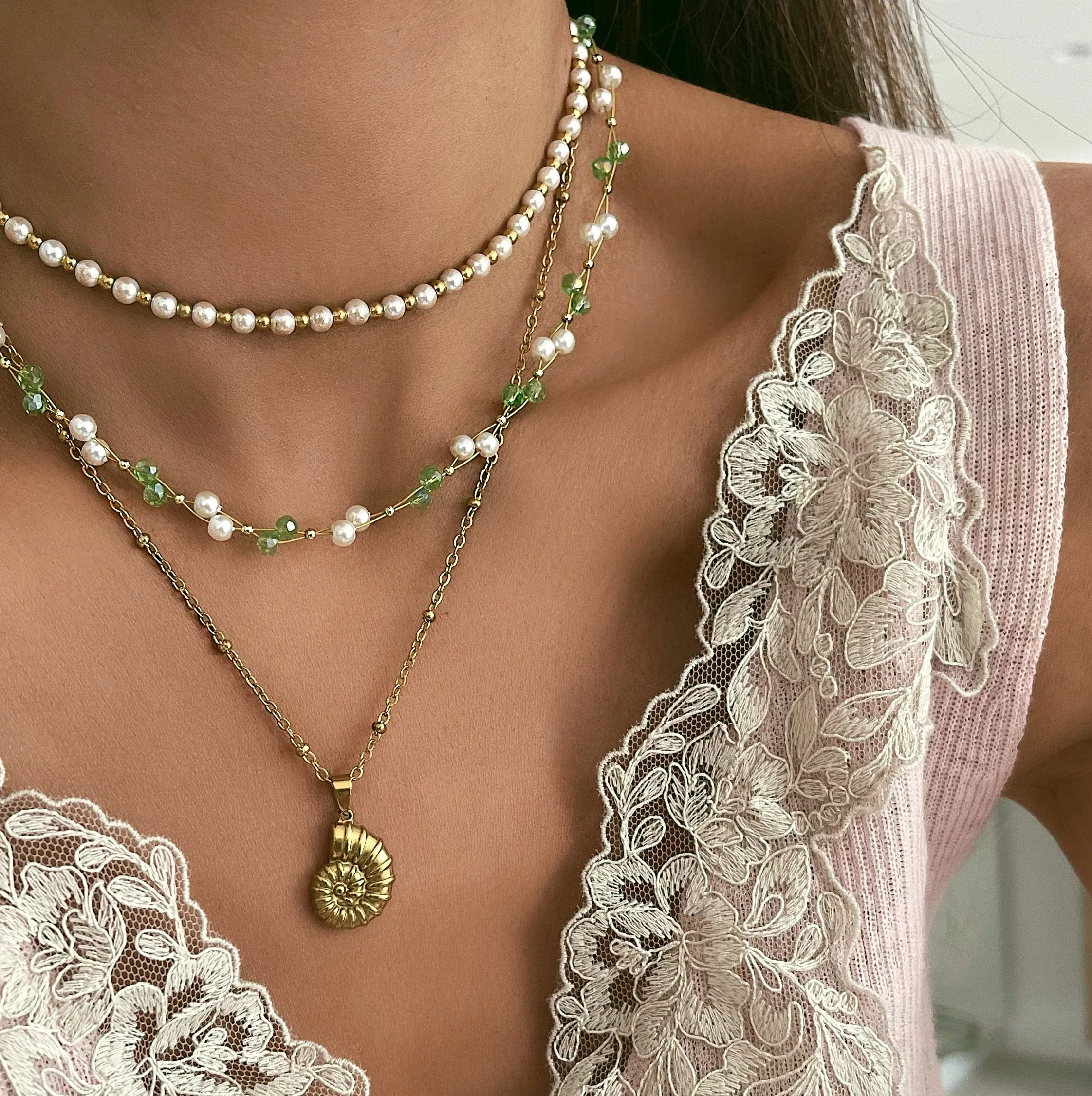 August Pearl Choker