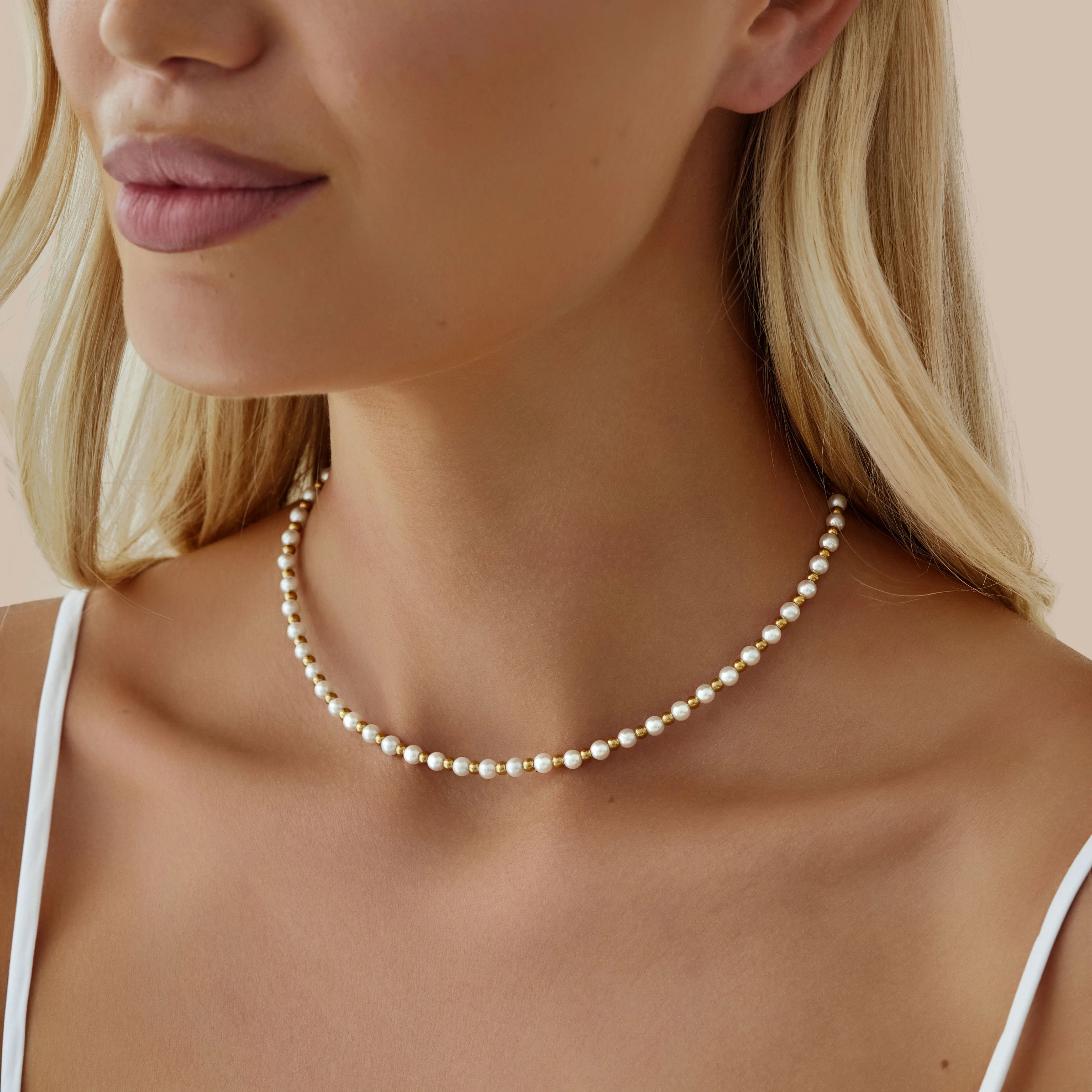 August Pearl Choker