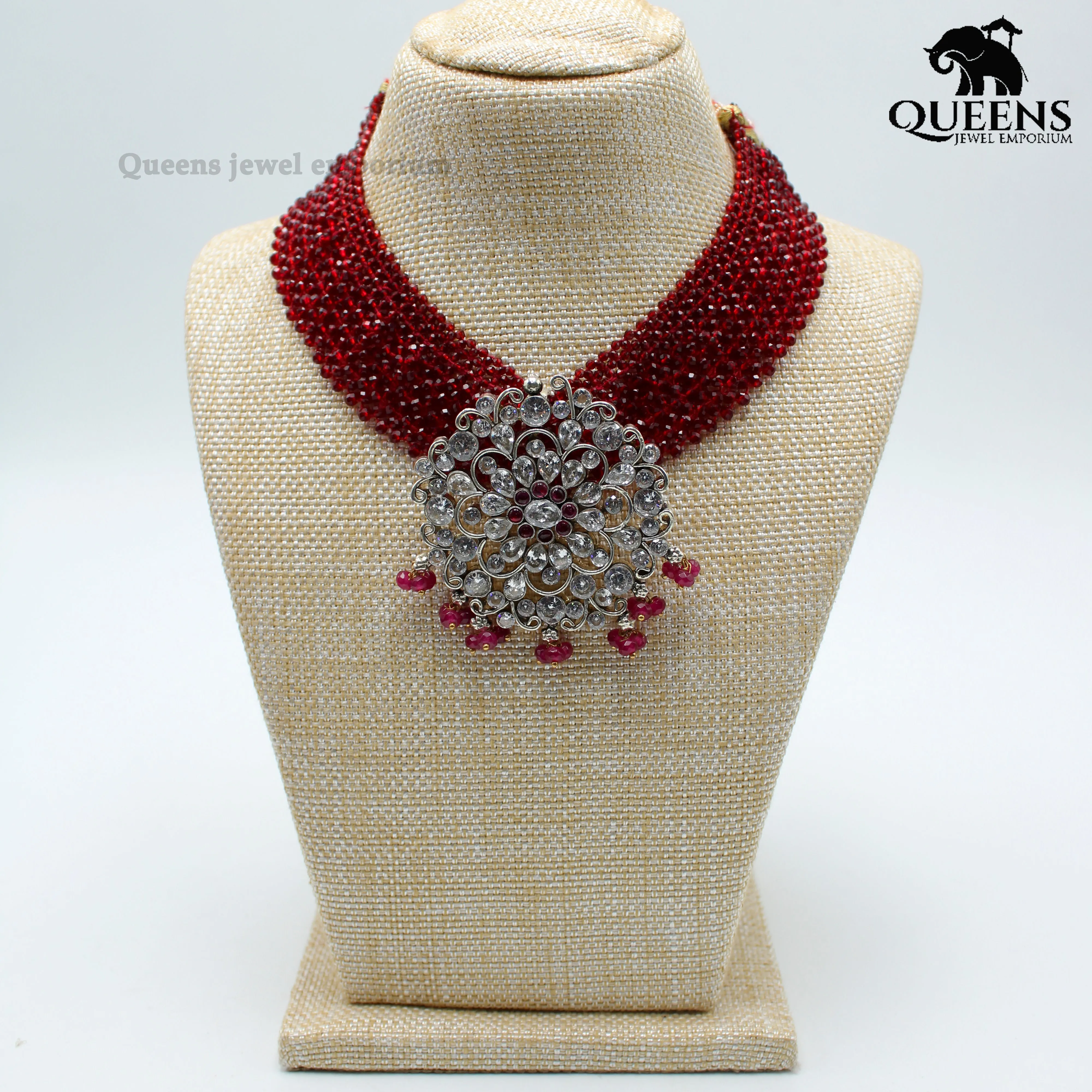 CHINMAYI CHOKER RED