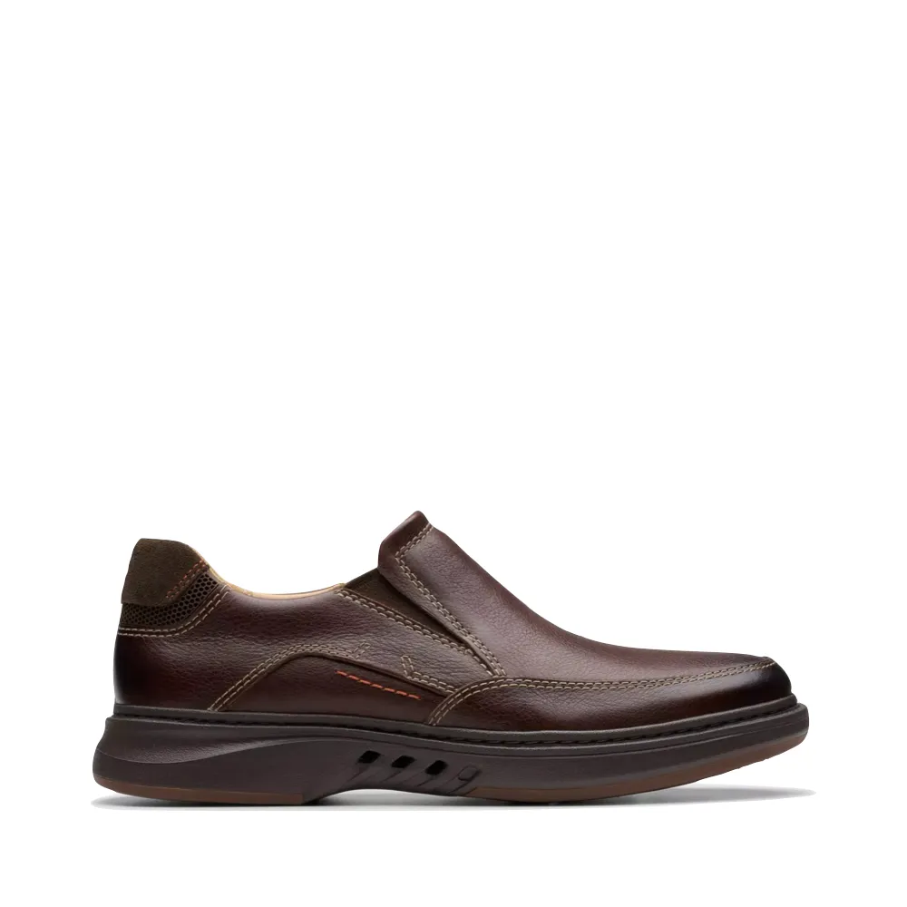 Mens Clarks Un Briley Step Leather Slip-On Shoes in Rich Mahogany Brown