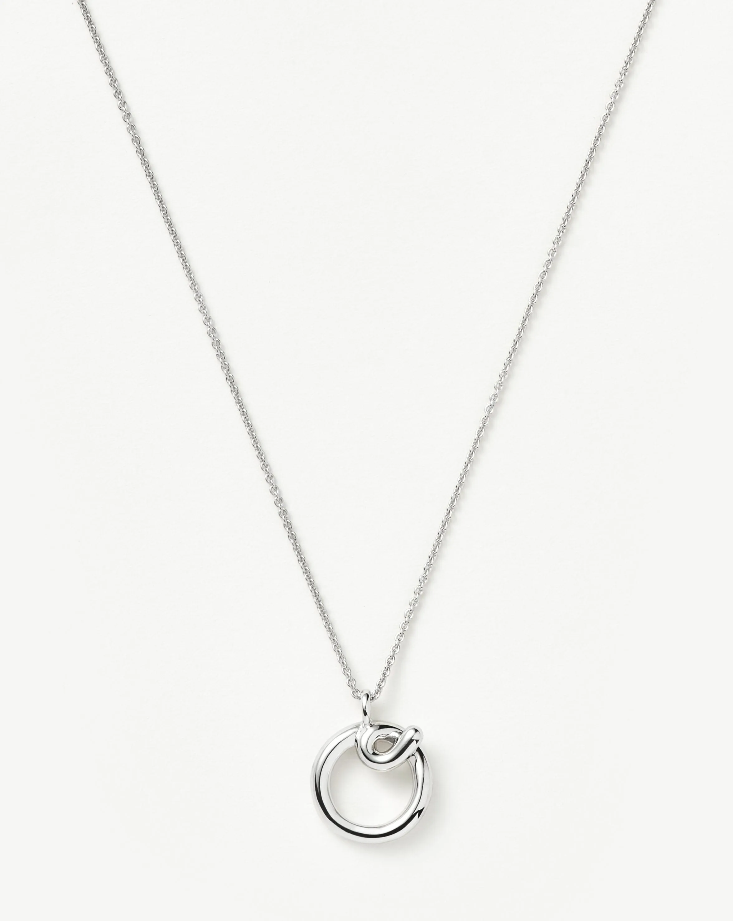 Curly Molten Initial Pendant Necklace - Initial O | Sterling Silver