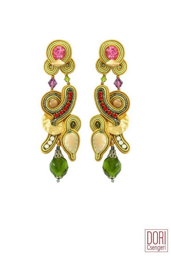 Elizabeth Elegant Earrings