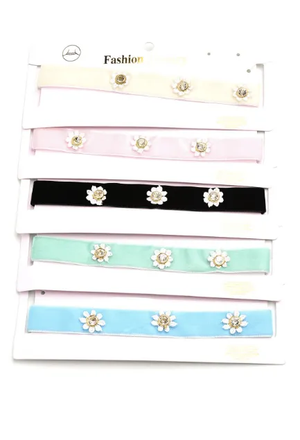 FLORAL CHOKER