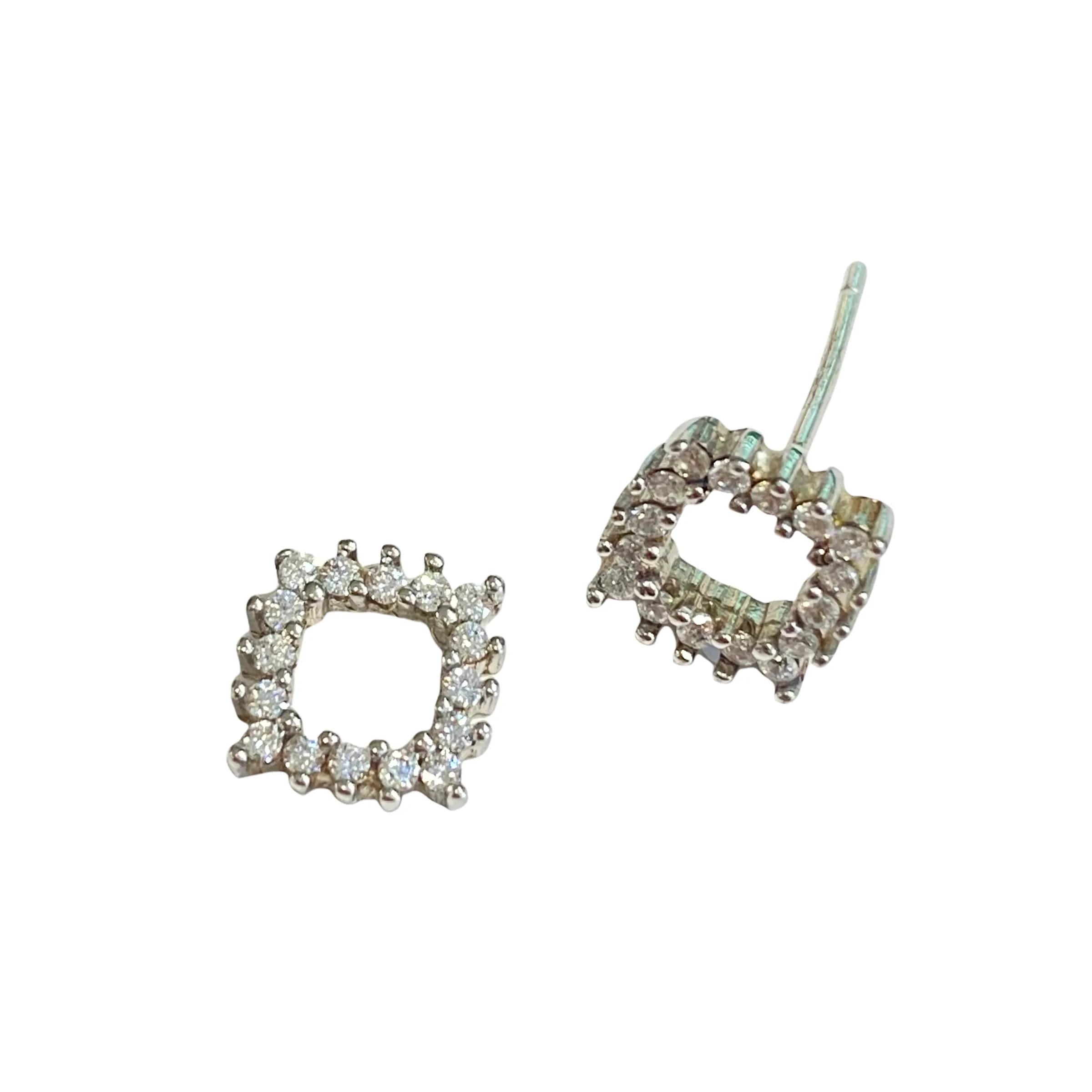 Geovana Square Studs