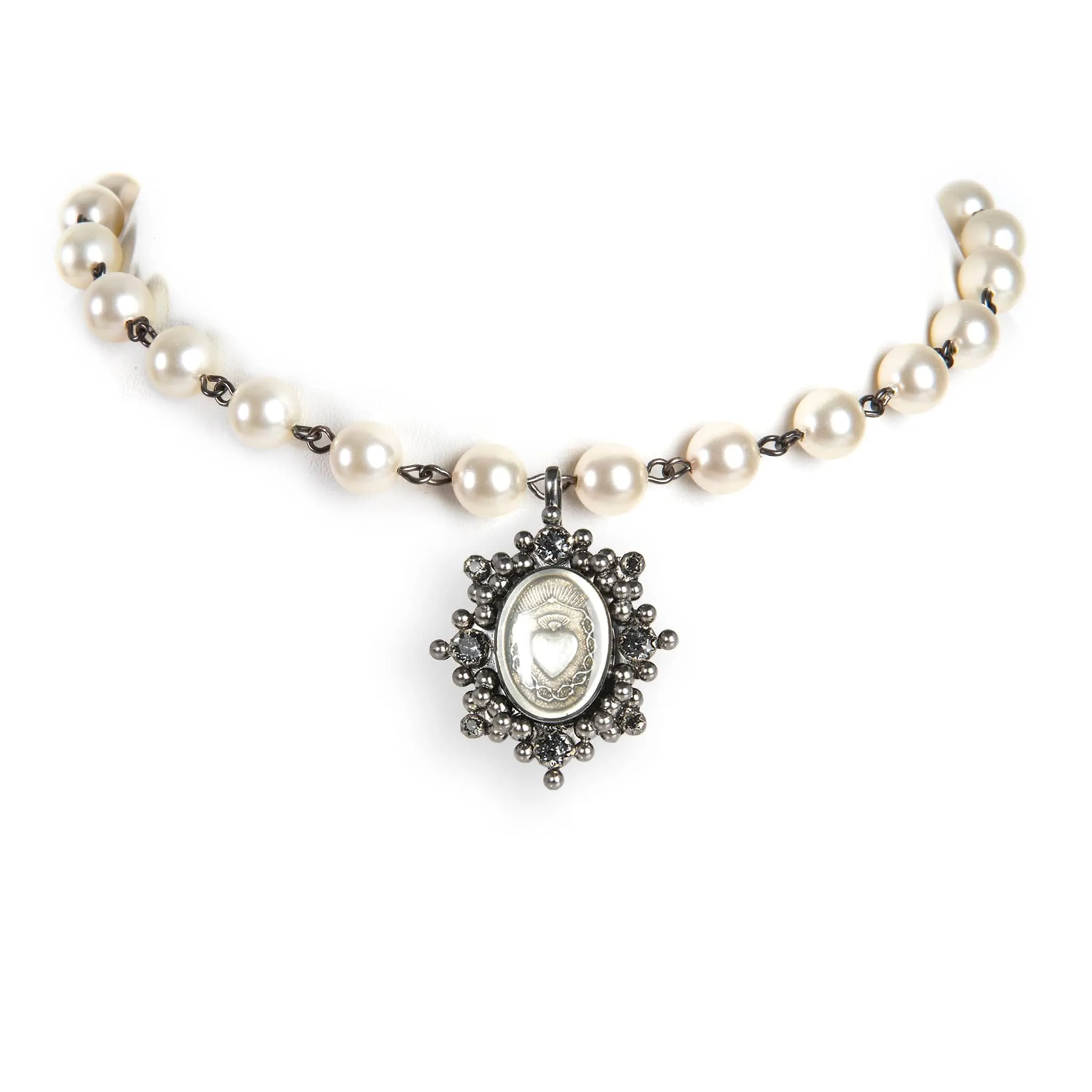 Iconic Pearl Choker Cream Pearl with All Medallions