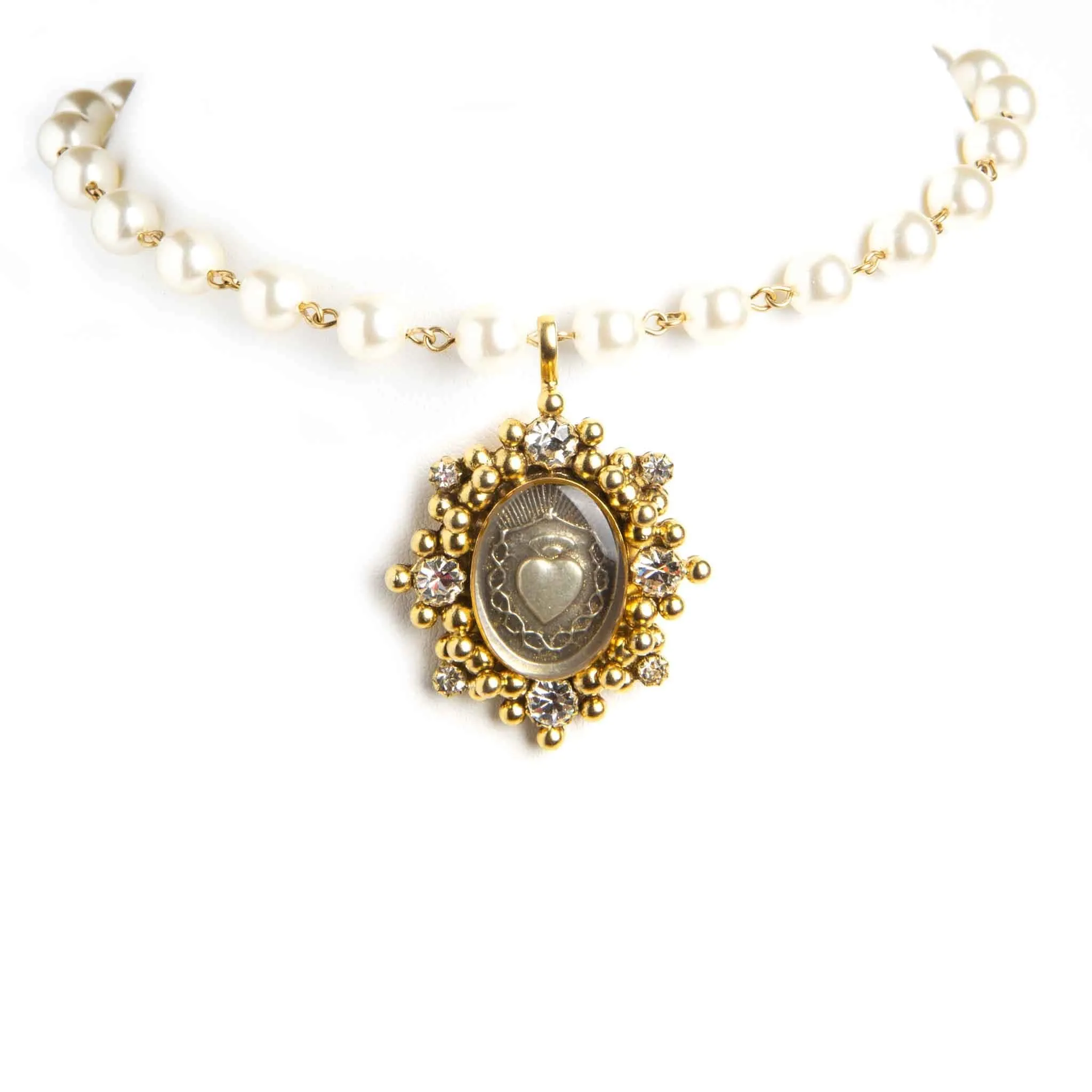 Iconic Pearl Choker Cream Pearl with All Medallions