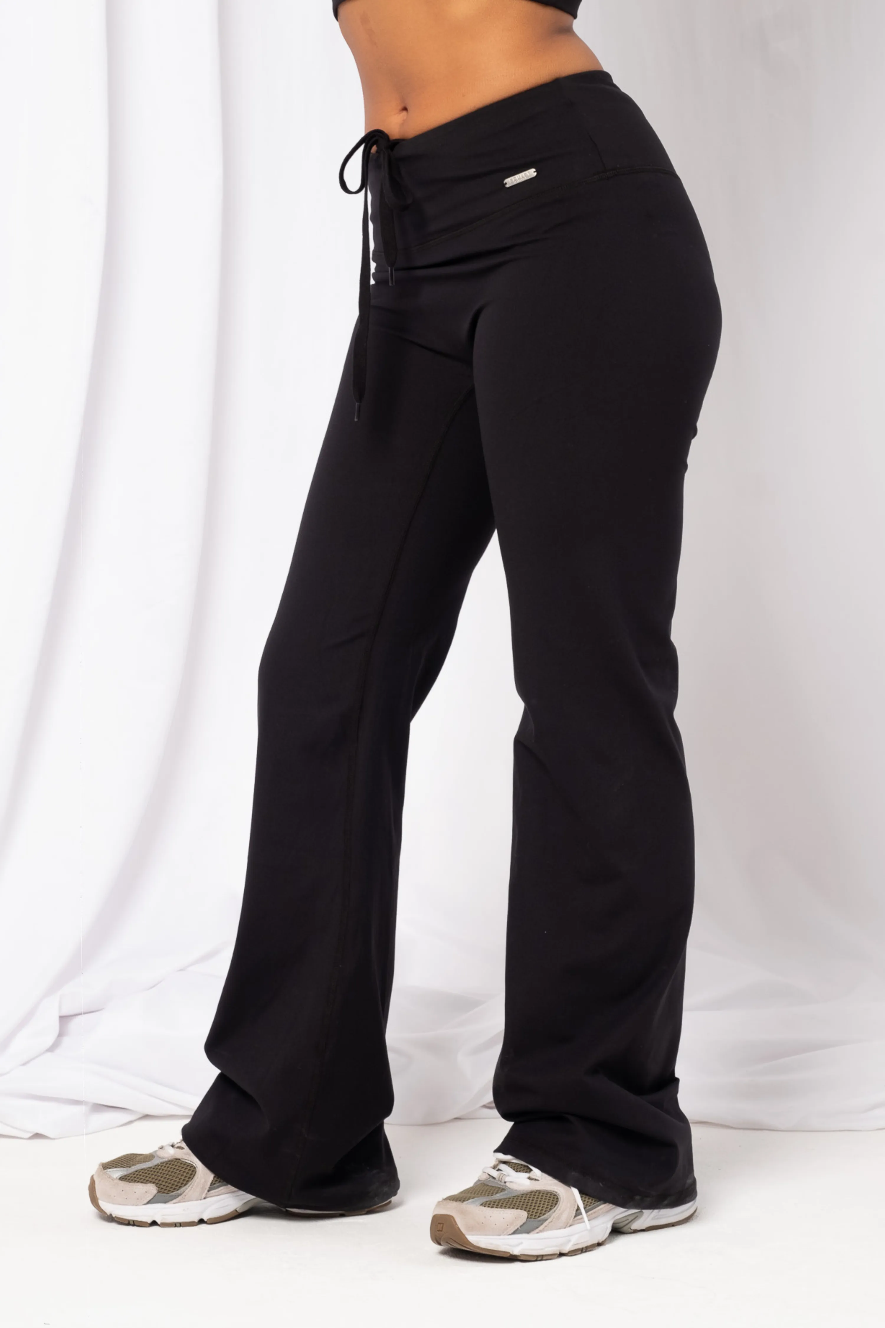 Petite High Waisted Wide Leg Flares Matte Black