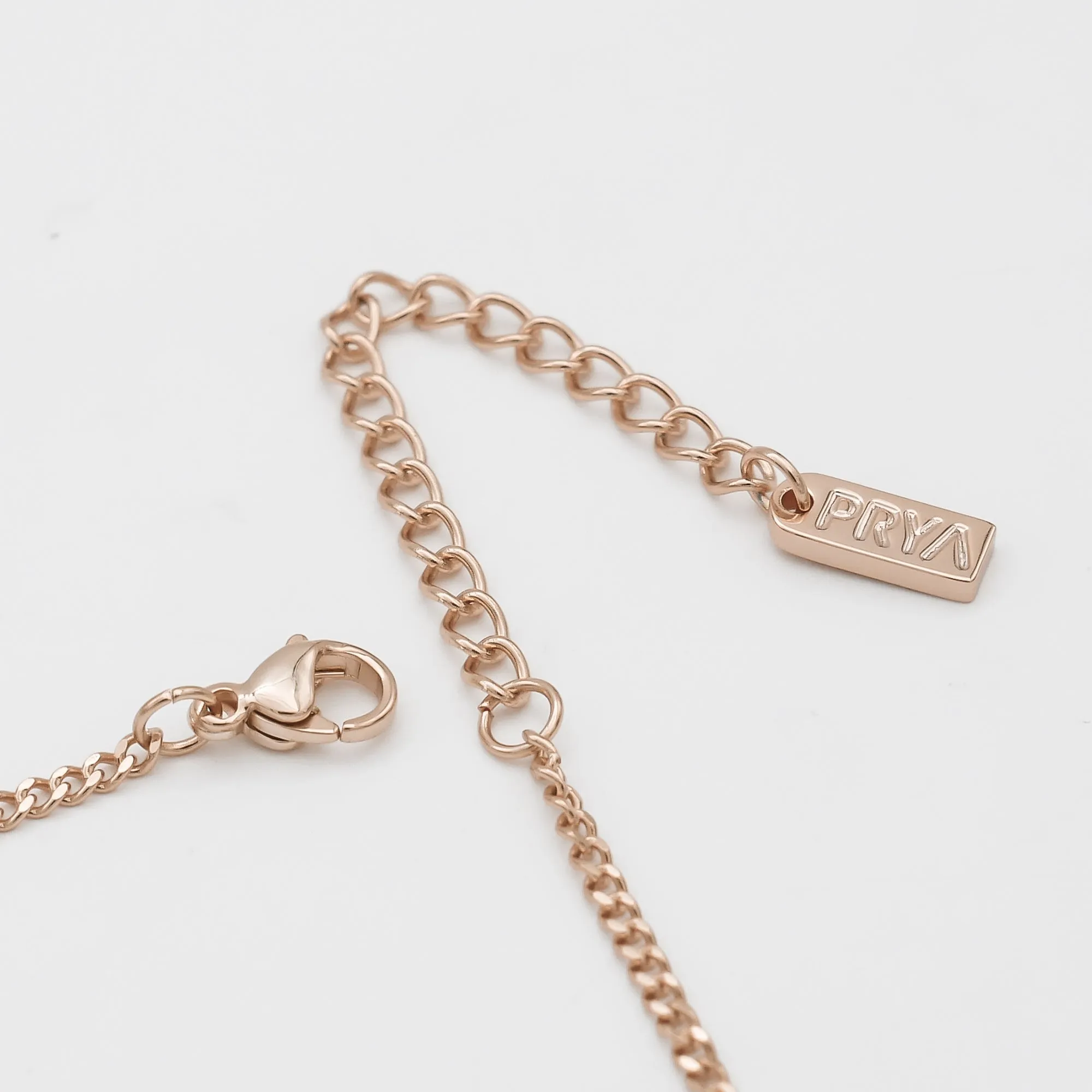 Selina Custom Name Necklace (Horizontal)