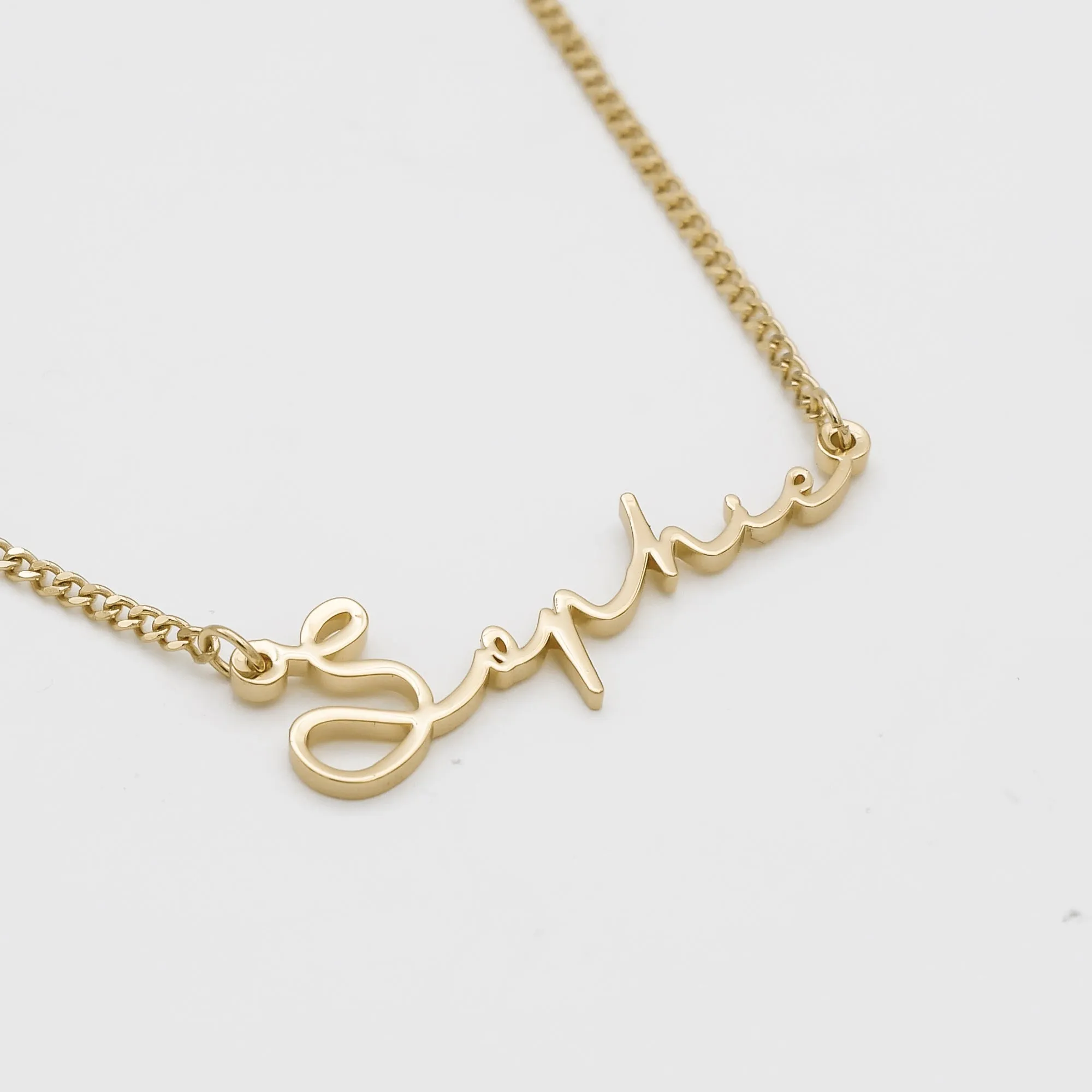 Selina Custom Name Necklace (Horizontal)